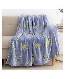 HAPPY HUES Glow in The Dark Blanket Space Design for Toddler - Blue