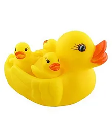 Vinmot Chu Chu Sound 4 Pcs Duck Family Bath Toys for Babies