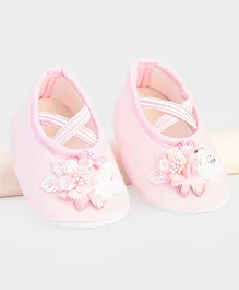 Daizy Floral Applique Detailed  Booties - Baby Pink