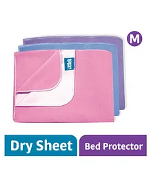 Little's Easy Dry Bed Protector Medium (Colors May Vary)