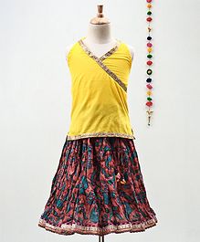 Kidcetra Golden Lace Detailed Sleeveless Choli With Paisley Print Lehenga - Red & Yellow Kidcetra Golden Lace Detailed Sleeveless Choli With Paisley Print Lehenga - Red & Yellow