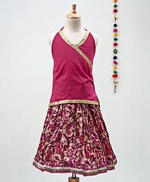 Kidcetra Golden Lace Detailed Sleeveless Choli With Paisley Printed Lehenga - Pink Kidcetra Golden Lace Detailed Sleeveless Choli With Paisley Printed Lehenga - Pink