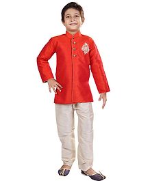 Nakshi By Yug Jacquard Motif Patch Detailed Full Sleeves Kurta & Pajama Set - Orange & Off White Nakshi By Yug Jacquard Motif Patch Detailed Full Sleeves Kurta & Pajama Set - Orange & Off White