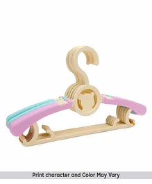 Baby Hangers Pack of 6 (Color May Vary)