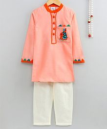 Little Pockets Store Turtle Embroidered Full Sleeves Kurta With Pyjama - Peach Little Pockets Store Turtle Embroidered Full Sleeves Kurta With Pyjama - Peach