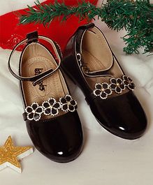 Little Soles Flower Detailed Mary Janes - Black Little Soles Flower Detailed Mary Janes - Black