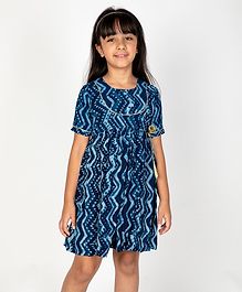 Pikaboo Half Sleeves Chevron Pattern Dress - Dark Blue Pikaboo Half Sleeves Chevron Pattern Dress - Dark Blue