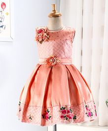 Enfance Flower Embroidery Detailing Sleeveless Box Pleated Dress - Peach Enfance Flower Embroidery Detailing Sleeveless Box Pleated Dress - Peach