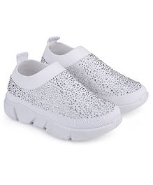dr.jr Rhinestone Embellished Back Elastic Shoes - White dr.jr Rhinestone Embellished Back Elastic Shoes - White