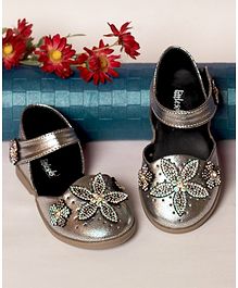 Little soles Studded Flower Decor Mary Janes - Silver Little soles Studded Flower Decor Mary Janes - Silver