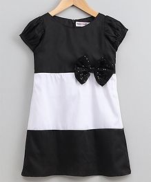 My Pink Closet Bow Decorated Short Sleeves Dress - Black My Pink Closet Bow Decorated Short Sleeves Dress - Black