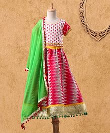 Kids Chakra Half Sleeves Geometric Print Ghagra Choli With Dupatta Set - Pink Kids Chakra Half Sleeves Geometric Print Ghagra Choli With Dupatta Set - Pink