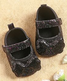 KIDLINGSS Glitter Sequined Bow Applique Booties - Black KIDLINGSS Glitter Sequined Bow Applique Booties - Black
