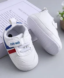 Cute Walk by Babyhug Booties - White Cute Walk by Babyhug Booties - White
