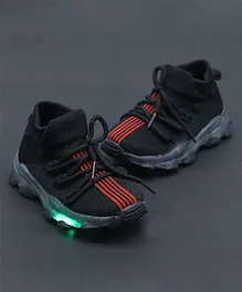 FEETWELL SHOES Striped Pattern LED - Black FEETWELL SHOES Striped Pattern LED - Black