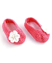 Aabacus Flower Applique Crochet Booties - Pink And White Aabacus Flower Applique Crochet Booties - Pink And White