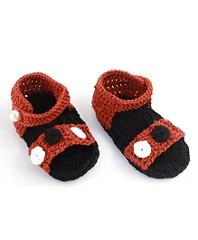 Aabacus Flower Design Crochet Booties - Brown And Black Aabacus Flower Design Crochet Booties - Brown And Black