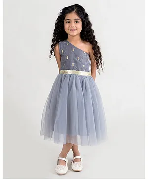Fairies Forever Sleeveless Flower Detailed Bodice & Sequin Embellished Band Fit & Flare Mesh Dress - Grey