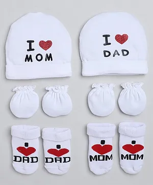 Tipy Tipy Tap Set OF 2 I Love Mom & Dad Printed Cap With Socks & Mittens - White & Red