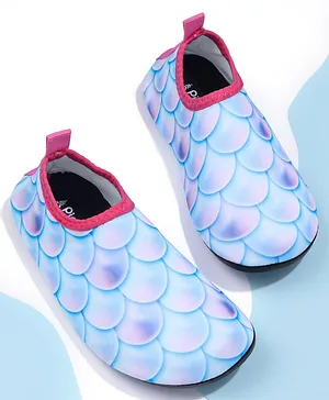 Pine Kids Scales Printed Slip On Water Shoes - Blue
