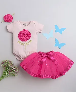 TINY MINY MEE Half Sleeves Floral Applique  Onesie & Tutu Skirt With Bow Applique Headband - Pink