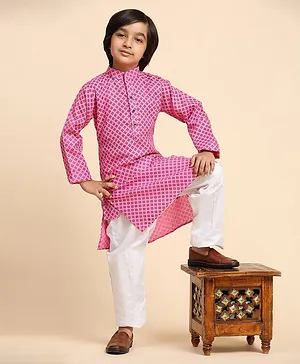 P-MARK Full Sleeves Blocked Motif Printed  Kurta & Pyjama Set - Pink