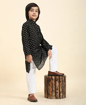 P-MARK Full Sleeves Ethnic Motif Foil Designed Kurta Pyjama Set - Black