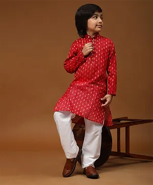 P-MARK Full Sleeves Ethnic Motif Foil Designed Kurta Pyjama Set -Maroon