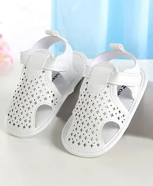 Cute Walk by Babyhug Booties With Velcro Closure - White