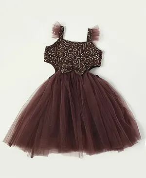 Bella Moda Frill Sleeves Abstract Curve Sequin Embellished with Bow Applique Flared Dress - Wine