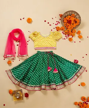 Saka Designs By Sapna Half Sleeves Bandhej Design Sequin Gota Lace Embellished  Lehenga Choli With Dupatta - Yellow & Green