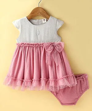 ToffyHouse 100% Cotton Woven Half Sleeves Party Frock with  Bloomer & Bow Applique Solid Colour   - Peach