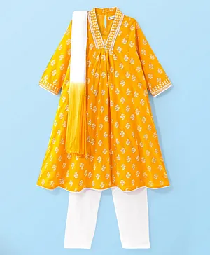 EARTHY TOUCH Cotton Knit Three Fourth Sleeves Kurti & Salwar Set with Dupatta Floral Print - Yellow