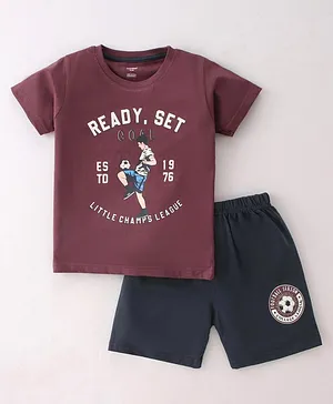 Cucumber Sinker Knit Half Sleeves Football Print T-Shirt and Shorts Set - Maroon