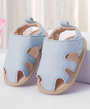 Cute Walk by Babyhug Solid Colour Velcro Closure Booties - Blue