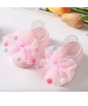 Flaunt ChicBig Bow & Pom Pom Detailed Ankle Socks - Pink