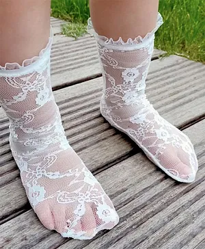 Flaunt Chic Lace  And Net Detailed  Socks  - White