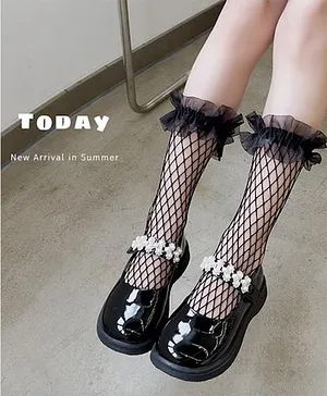 Flaunt Chic Frill And Lace  Detailed  Fishnet Socks  -   Black