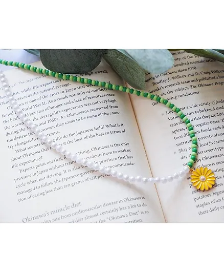 Bobbles & Scallops Daisy Charm Bead Necklace - Yellow