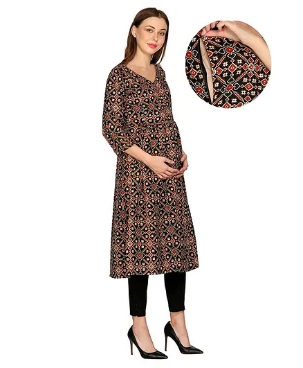 Mum's Caress Three Fourth Sleeves Block Print Maternity Feeding Kurti - Black