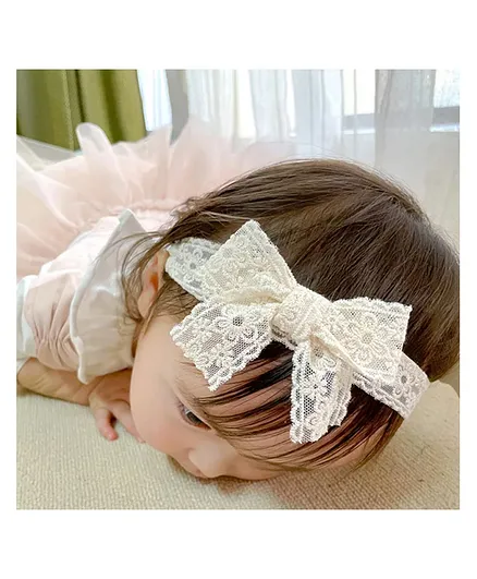 Ziory Lace Headband With Bow Applique - White