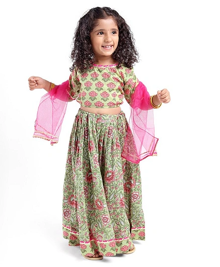 Teentaare Half Sleeves Choli With Lehenga & Dupatta Floral Print - Pastel Green