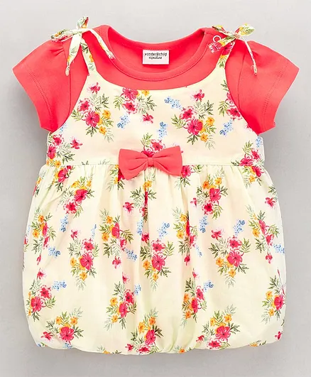 Wonderchild Short Sleeves Solid Top With Sleeveless Floral Print Bow Detail Dungaree Dress - Red