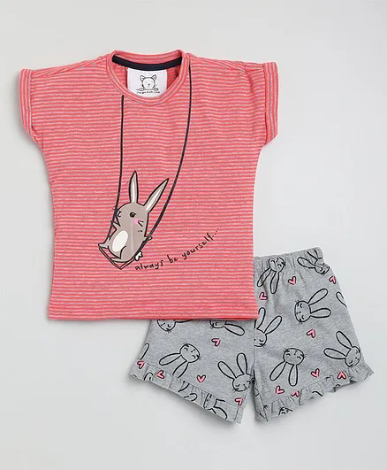 Little Marine Cap Sleeves Striped Always Be Yourself Rabbit Printed Tee With Shorts - Maroon