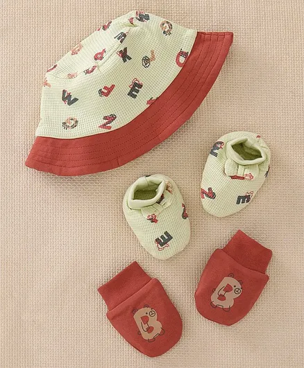 Babyoye Cotton Waffle Knit Cap Mitten & Booties Set With Bow Applique Alphabets Print Multicolor- Diameter 14 cm