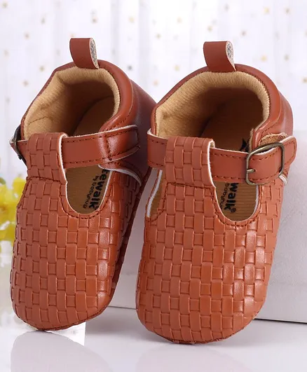Cute Walk by Babyhug Booties Textured with Buckle Closure - Brown