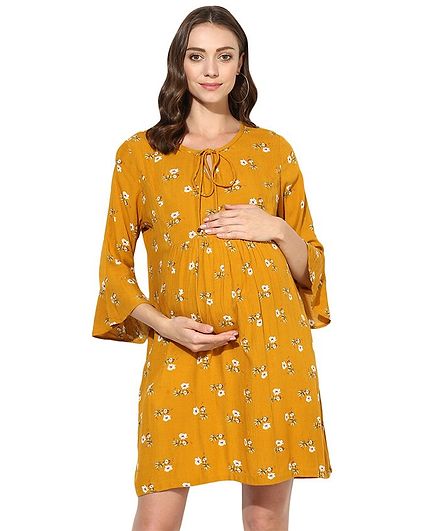 Wobbly Walk Floral Printed Three Fourth Sleeves Maternity Dress - Yellow