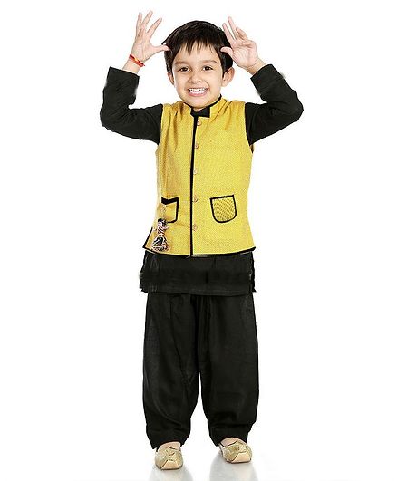 Little Pockets Store Sleeveless Front Pocket Jacket - Yellow