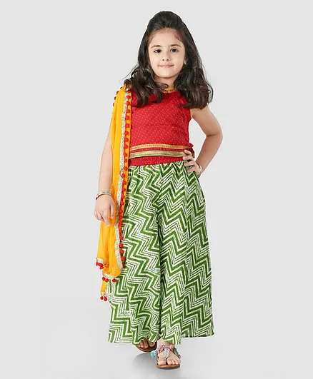 Kids Chakra Sleeveless Kurta & Zig Zag Print Palazzo With Dupatta Set - Green & Red