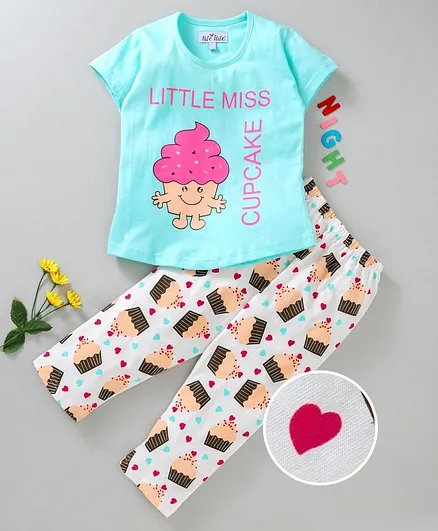 Nite Flite Cupcakes Printed Half Sleeves Night Suit - Sea Green & White